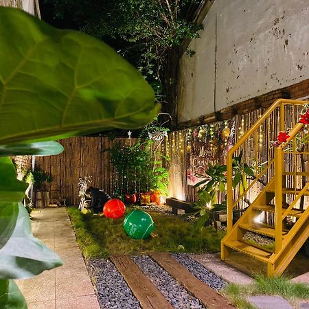 捉鳳凰 台南百年老宅包棟導覽民宿系列catchphoenix Centennial Guesthouse Esterno foto