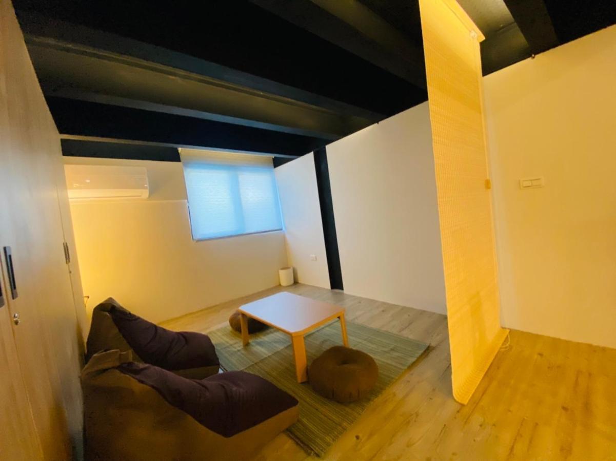 捉鳳凰 台南百年老宅包棟導覽民宿系列catchphoenix Centennial Guesthouse Esterno foto