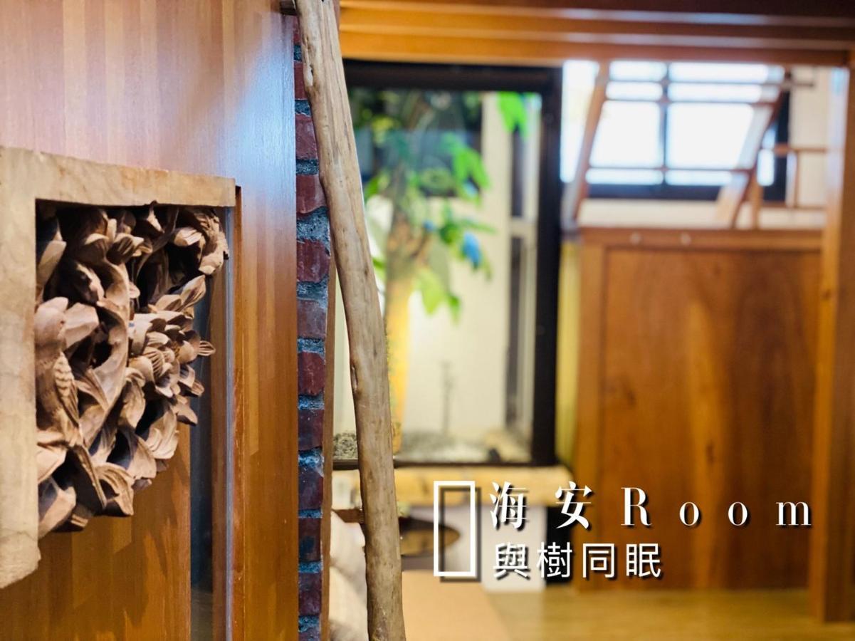 捉鳳凰 台南百年老宅包棟導覽民宿系列catchphoenix Centennial Guesthouse Esterno foto