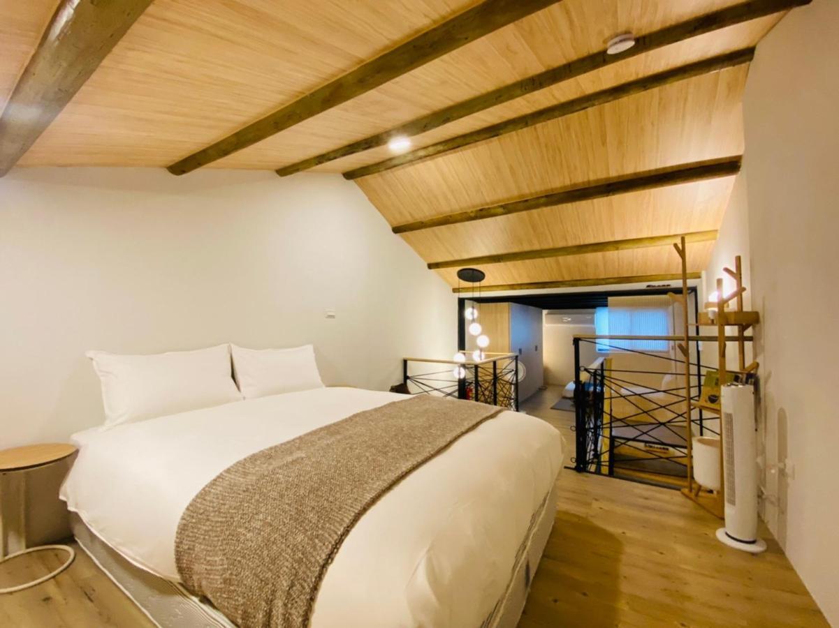 捉鳳凰 台南百年老宅包棟導覽民宿系列catchphoenix Centennial Guesthouse Esterno foto