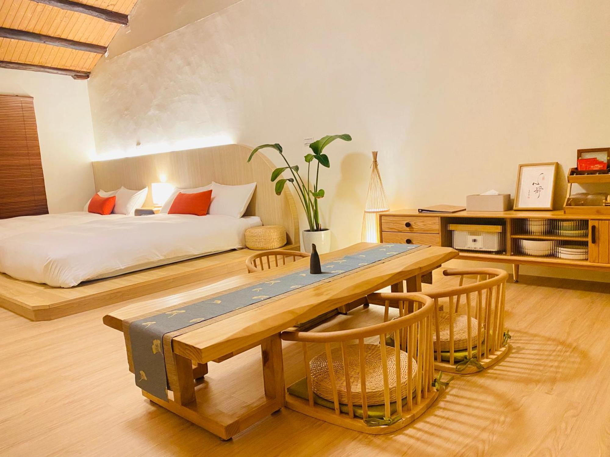 捉鳳凰 台南百年老宅包棟導覽民宿系列catchphoenix Centennial Guesthouse Esterno foto